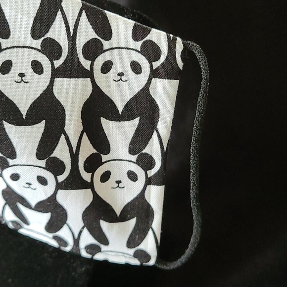 🌺Geometric Panda Mask 🐼 🌺 - Picture 4 of 5